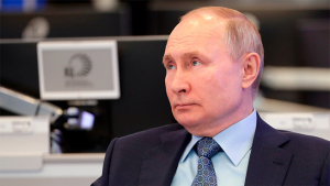 US expels Russian diplomats, imposes sanctions for hacking